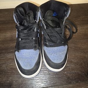 Kids Black and Blue Sneakers JORDAN 1'S USED IN GOOD CONDITION SIZE 12C